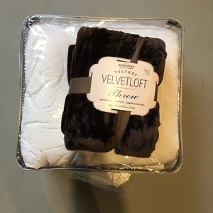 Beautiful Coffee Brown Throw Blanket